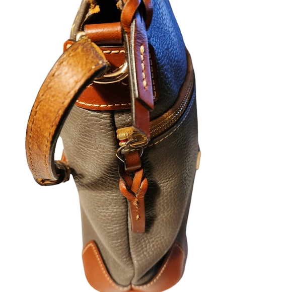 DOONEY & BOURKE PEBBLE CROSSBODY - Picture 4 of 11